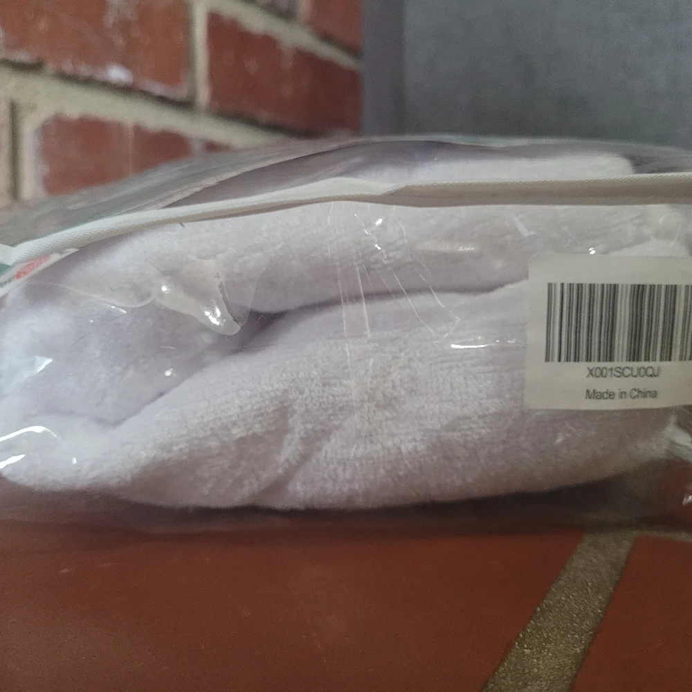 Biloban Waterproof Mattress Pad